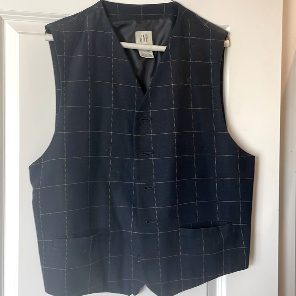 GAP Men’s waistcoat / vest.
